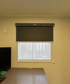 Roller Doble - Blackout Gris Oscuro y Screen blanco 5% Con Cenefa personalizada