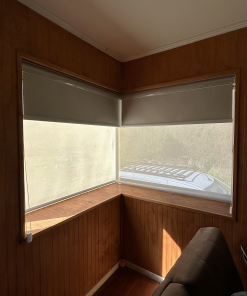 Roller Doble - Blackout Arena y Screen 10% Beige Con Cenefa Personalizada